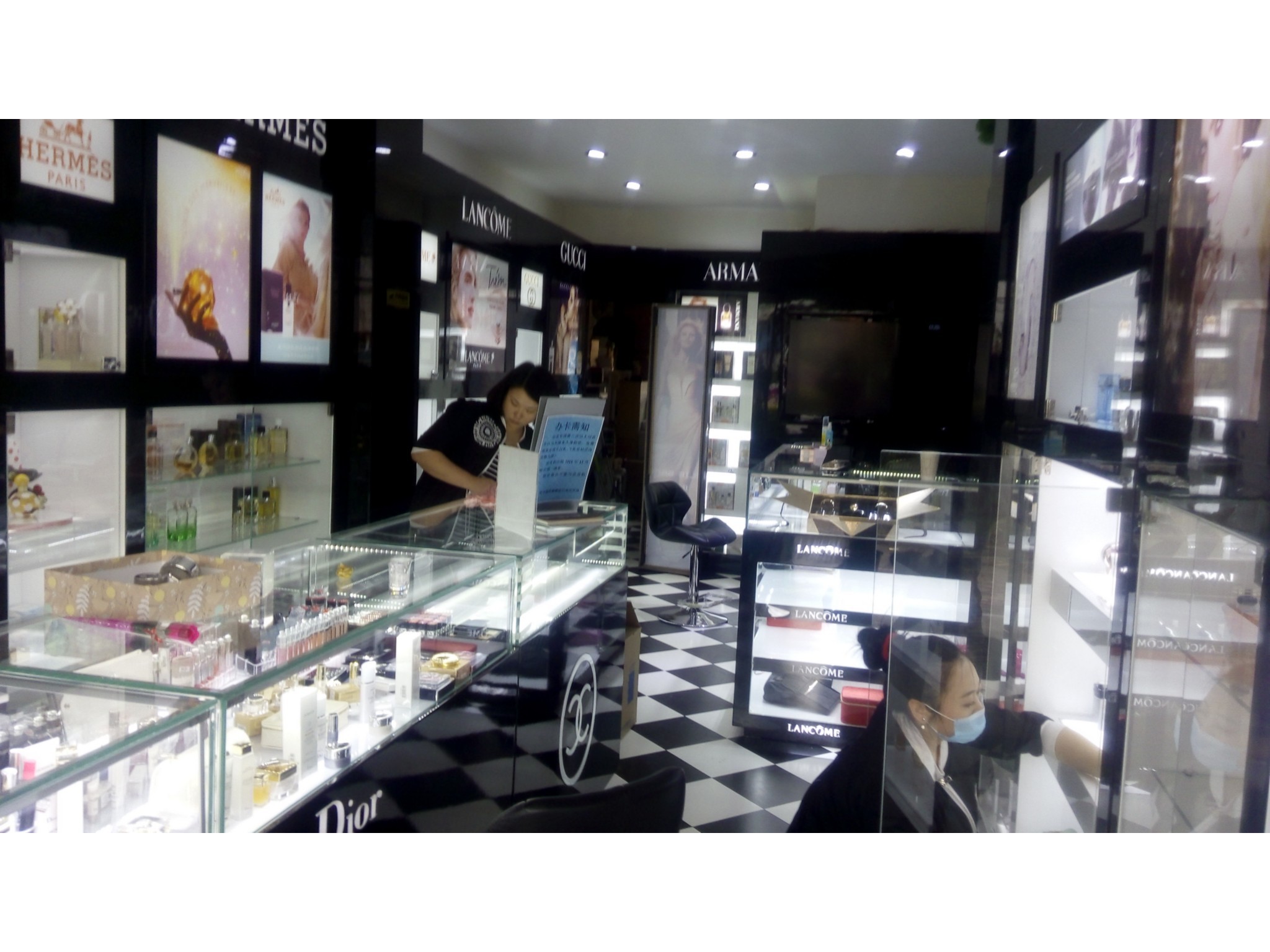 化妆品展柜